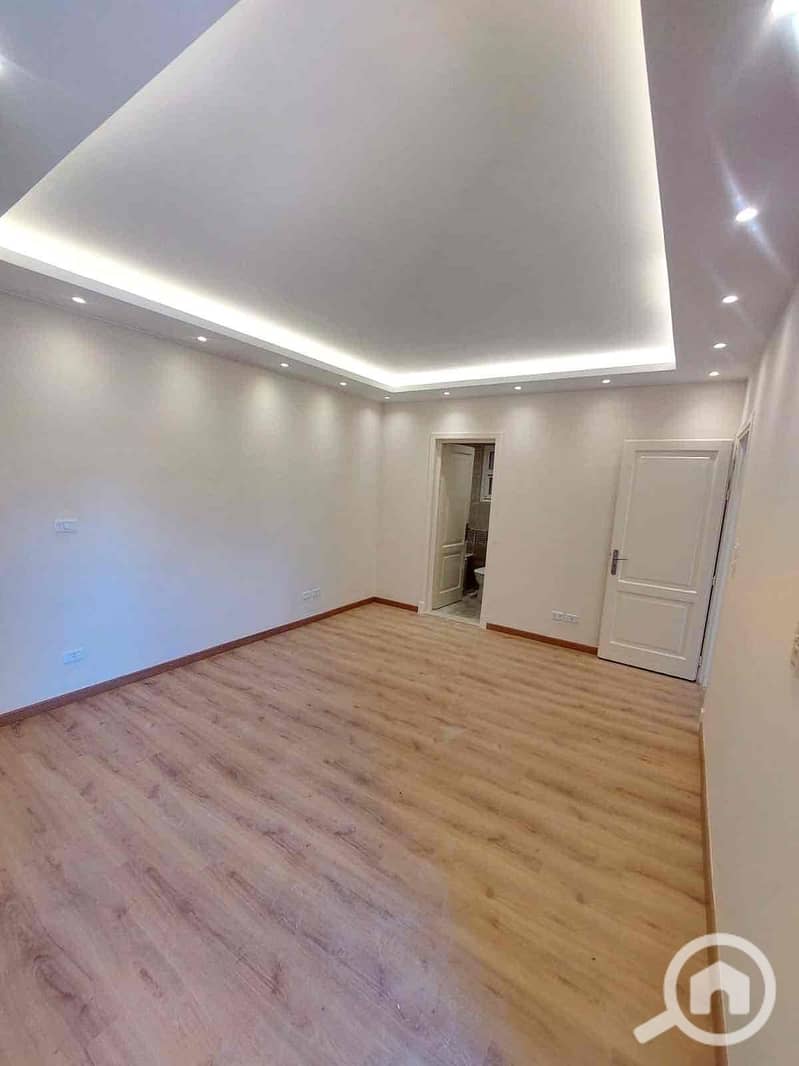 10 49b20919-edf0-40c2-945b-88d9a9df1b94. jpg