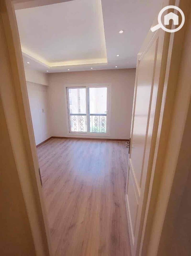 17 2380124d-468b-46e7-afbf-a0364868d007. jpg