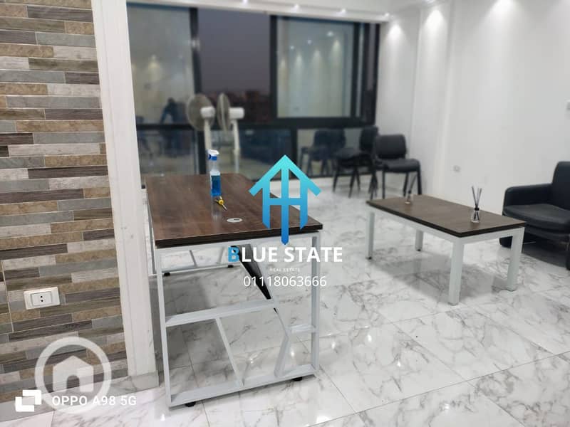 8 01118063666 (29). png