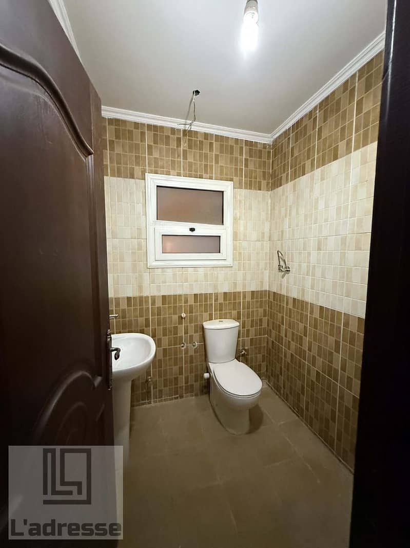 16 IMG-20251124-WA0024. jpg