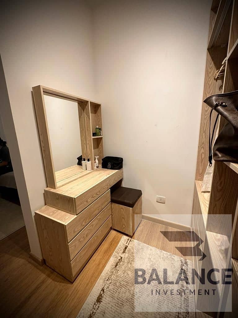 8 97686dc4-451f-47e2-87c1-14c0a933e6d2. jpg