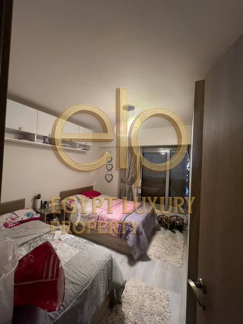 8 PHOTO-2025-11-25-14-42-46 (11). jpg