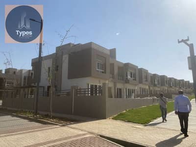 3 Bedroom Townhouse for Sale in Sheikh Zayed, Giza - 7d7aa132-70d4-4bb4-8bf3-47b7bccbfb55. jpg