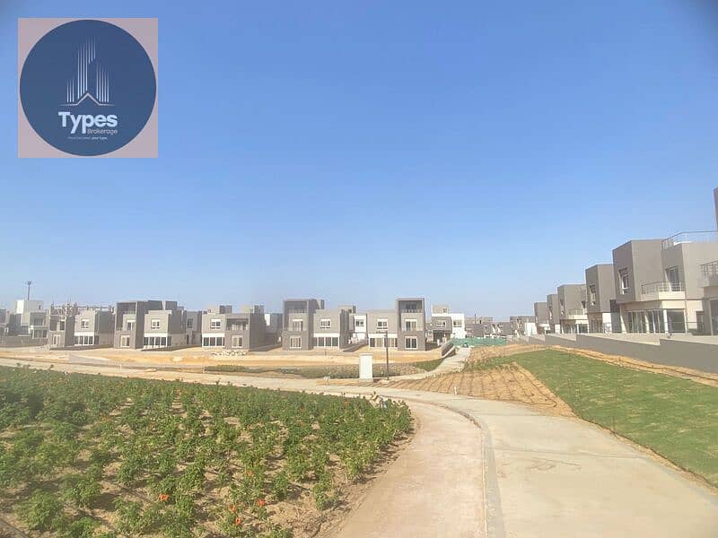 9 52bcb804-bcdf-4195-88d5-92397a0a58c1. jpg