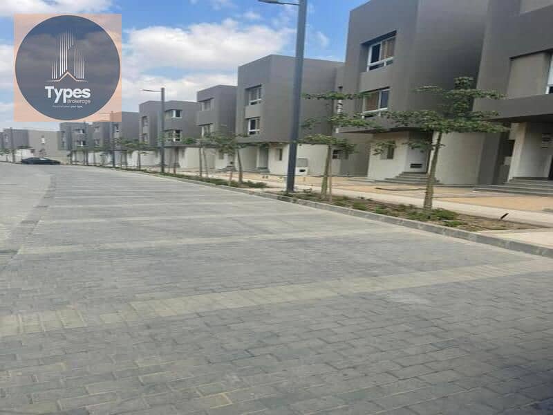 10 a368b31c-6f28-4e6d-8f7c-01124d569354. jpg