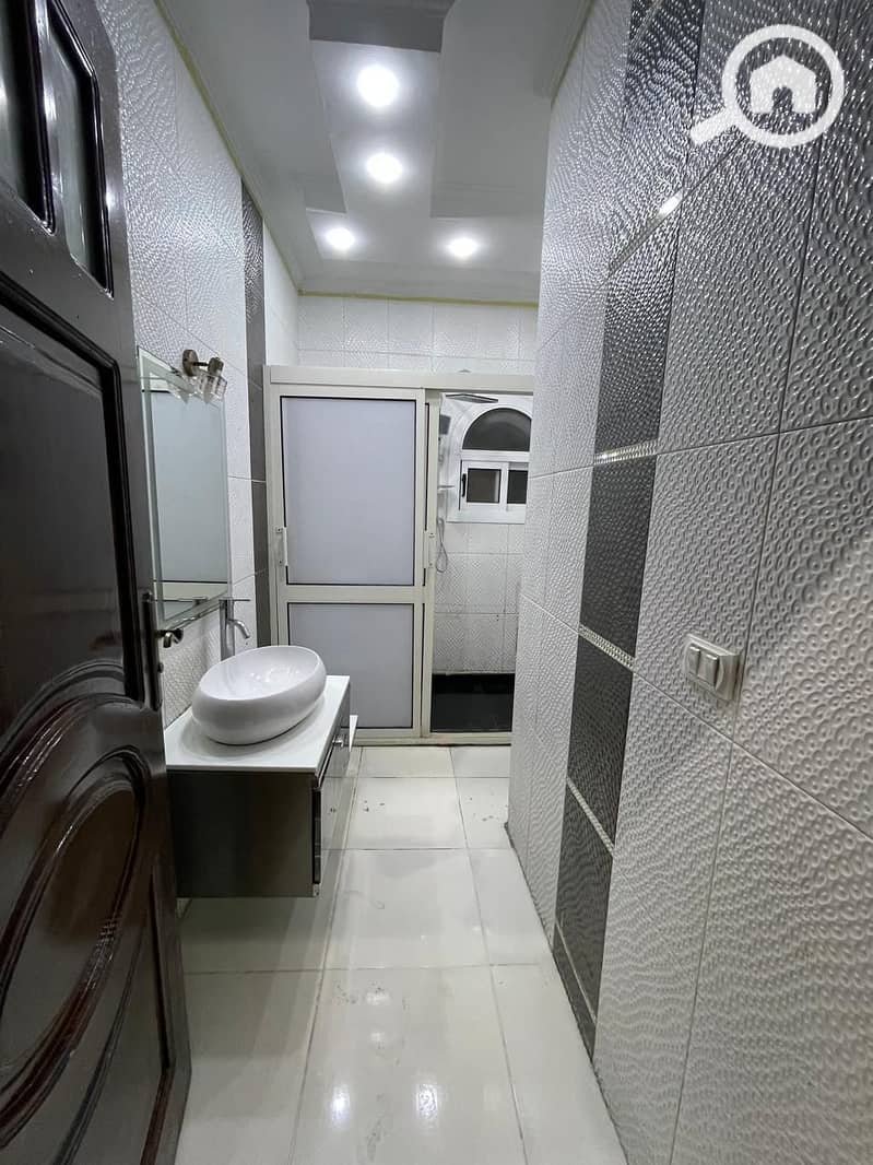 30 WhatsApp Image 2025-11-27 at 5.06. 36 PM (1). jpeg