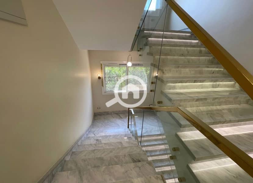 4 67259716-abce-4bea-b027-4d58f847eb30. jpeg