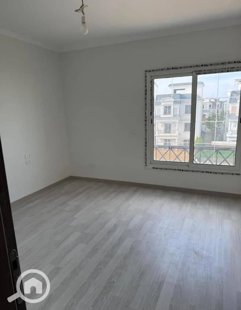 10 44afbd3f-4423-4f37-8d8a-d368473824dd. jpeg