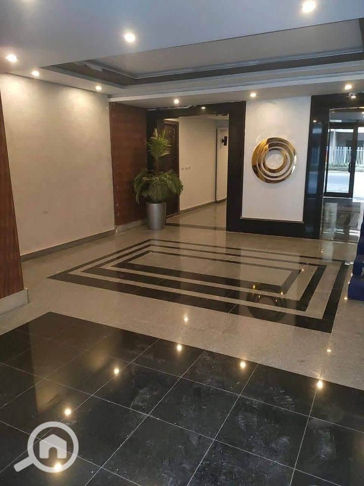 8 506057054_686192347658675_5136600977162356023_n. jpg