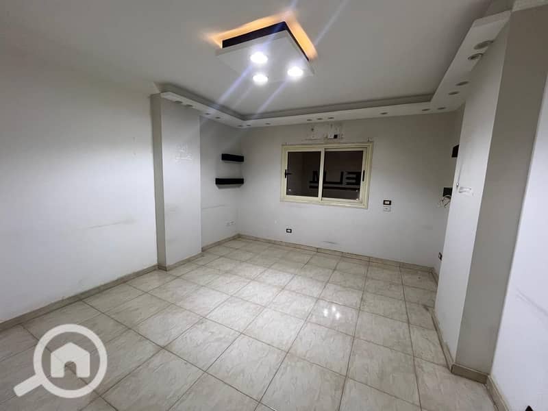 3 WhatsApp Image 2025-11-19 at 09.46. 35_06439ea5. jpg