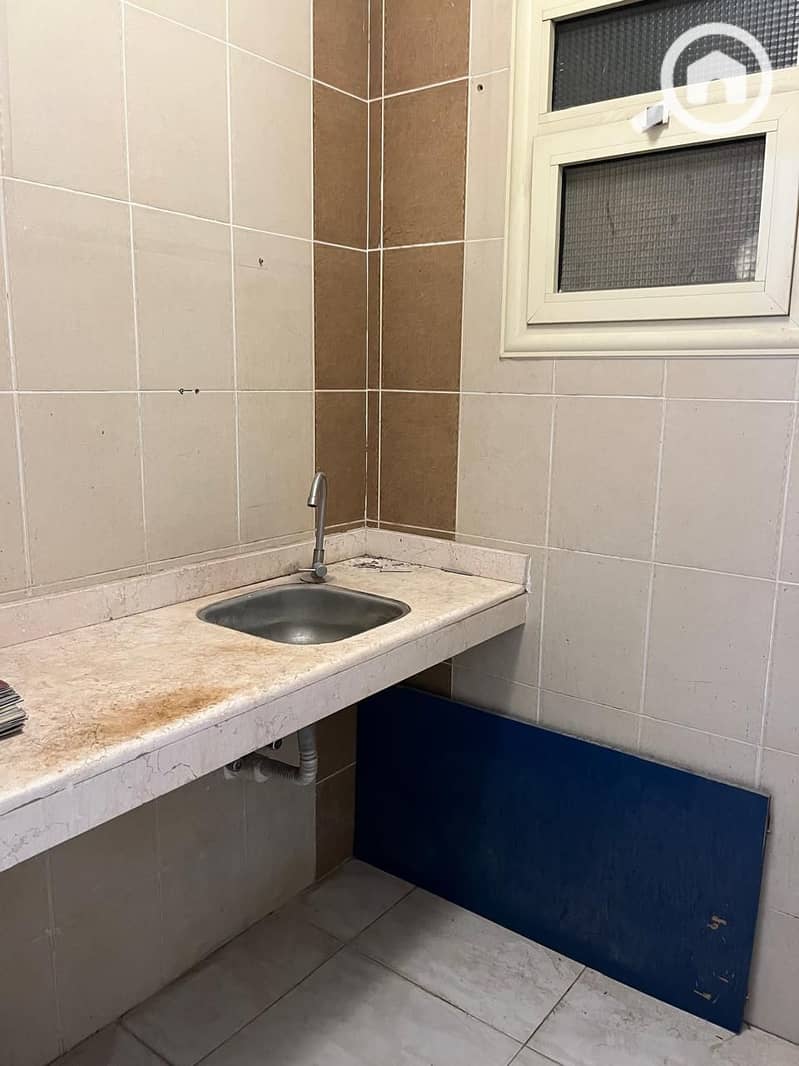 4 WhatsApp Image 2025-11-19 at 09.46. 35_e87bac32. jpg