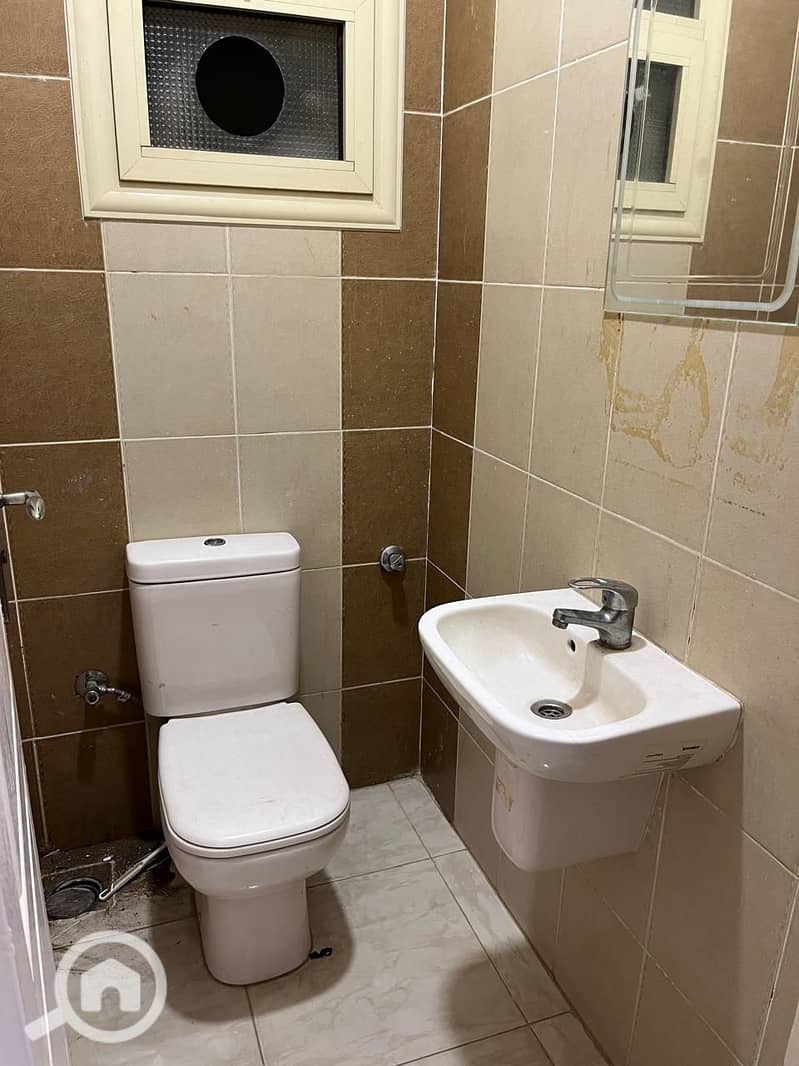 5 WhatsApp Image 2025-11-19 at 09.46. 35_4ea92389. jpg