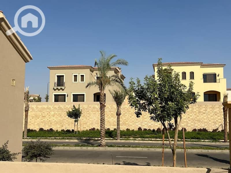 6 c451cbf5-bfb3-41f5-a324-3f319ca8031d. jpeg