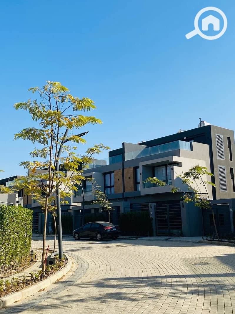 5 98fa0cf5-4508-4d88-aefb-8bbe91641389. jpeg