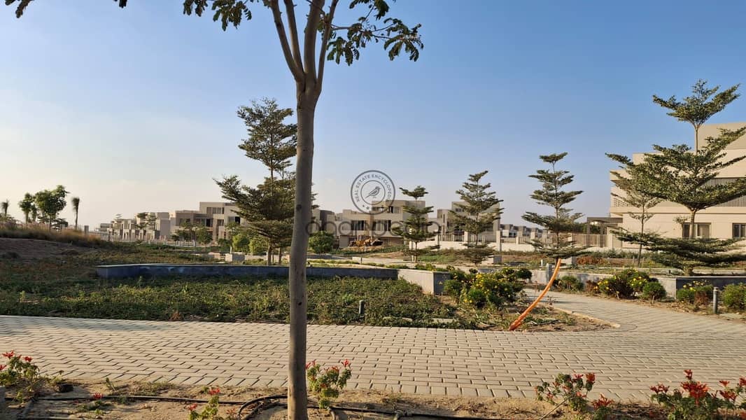 5 WhatsApp Image 2025-11-26 at 1.32. 08 PM (1). jpeg