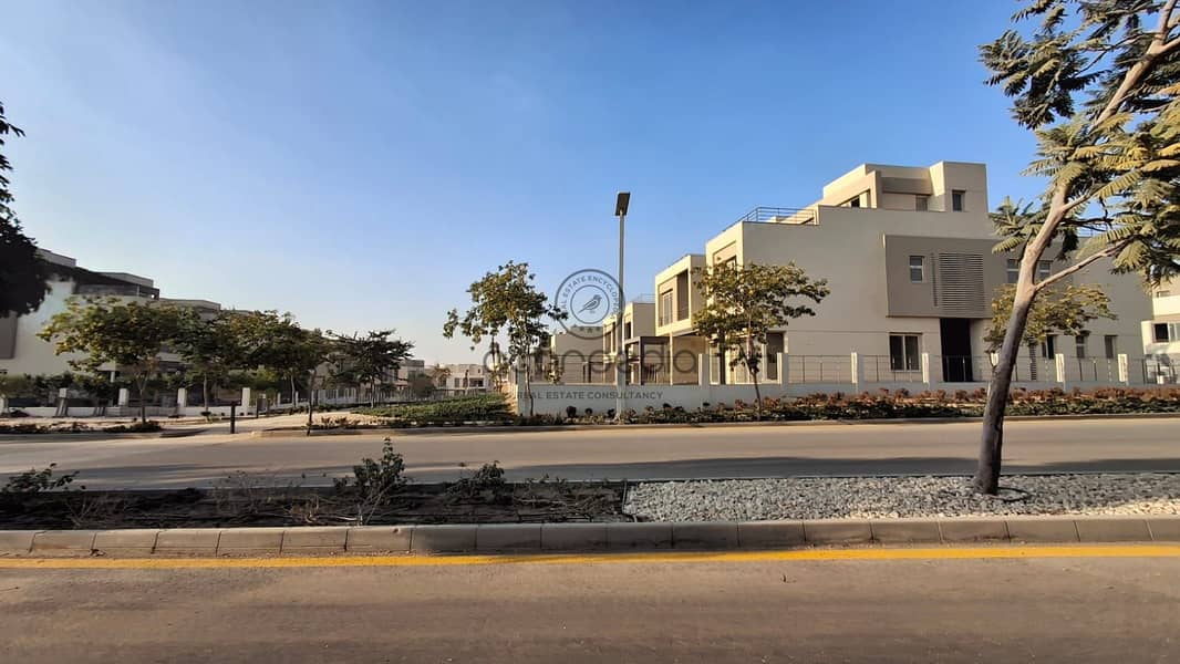 6 WhatsApp Image 2025-11-26 at 1.32. 08 PM (2). jpeg