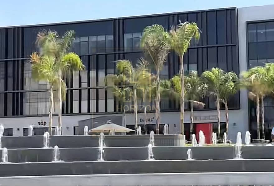 9 8323459-38e64o. jpg