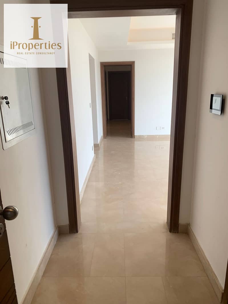 4 5d5e4b5f-d59e-4e48-bfae-354987b6faf6. jpg