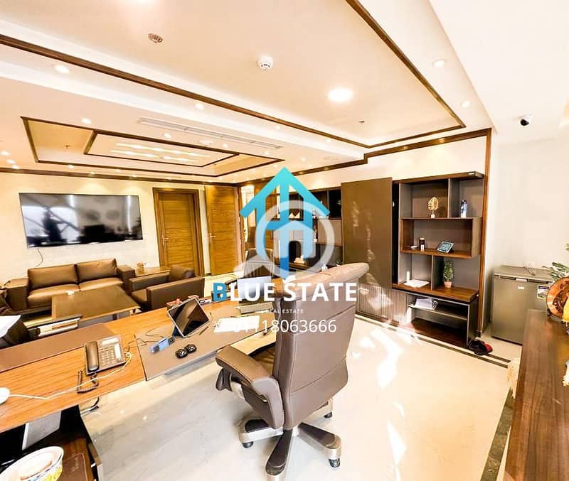 2 01118063666 (50). png