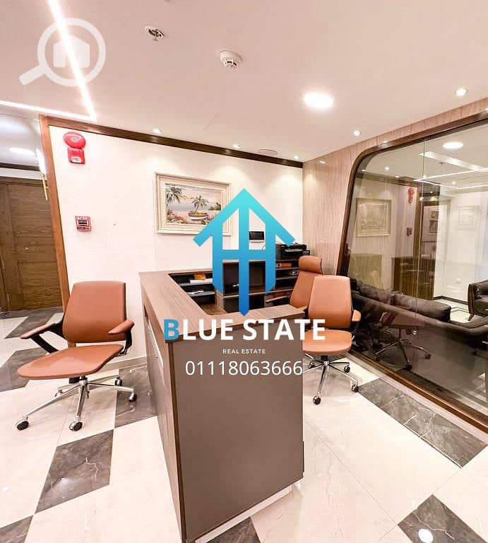 4 01118063666 (48). png