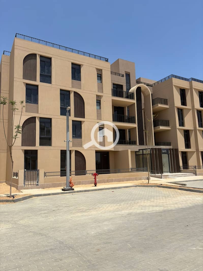 2 da87ab2f-6021-4219-b958-c0bc1ebd3daa. jpeg