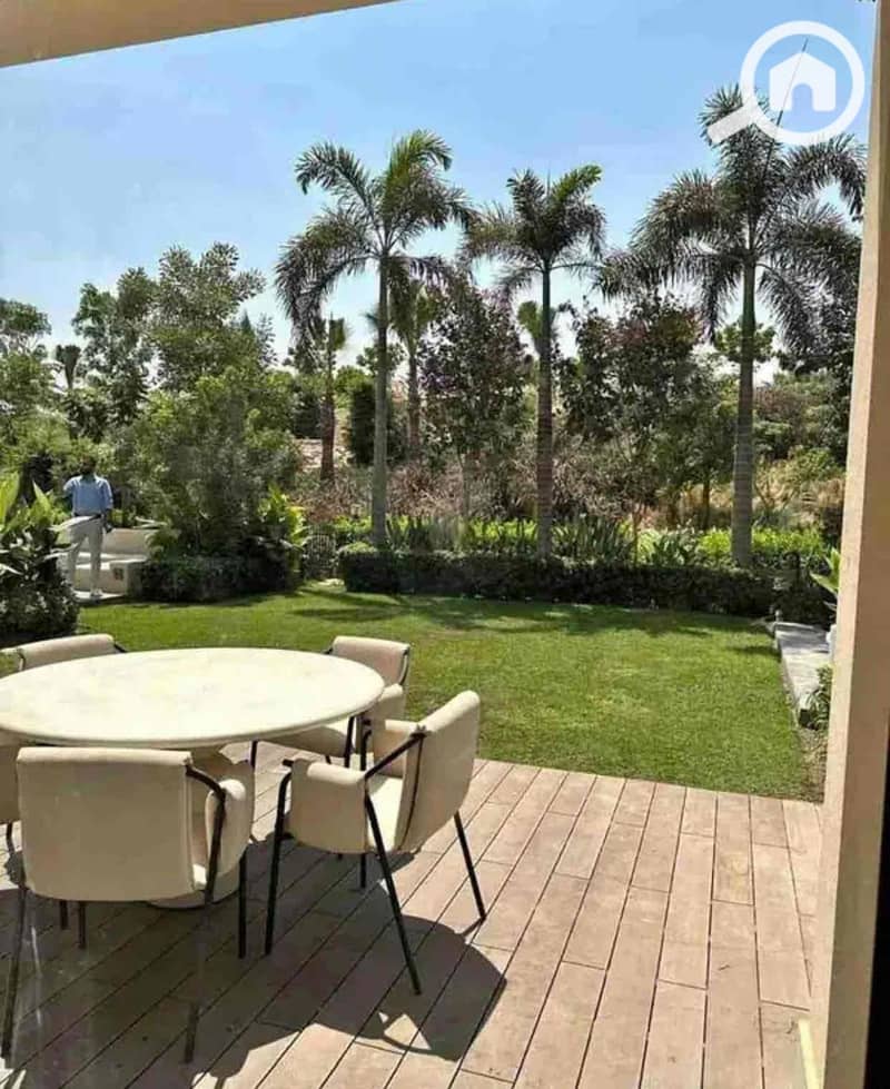 IMG_9805. jpg IMG_9805. jpg