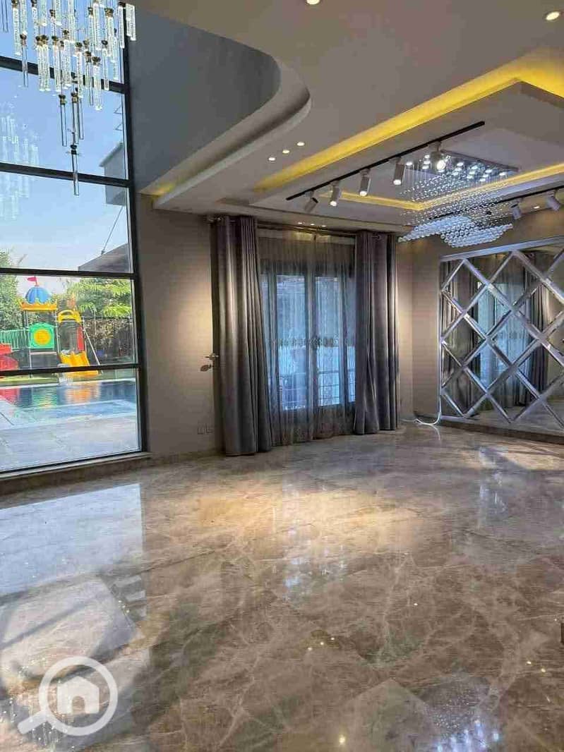 4 FB_IMG_1764259145285. jpg