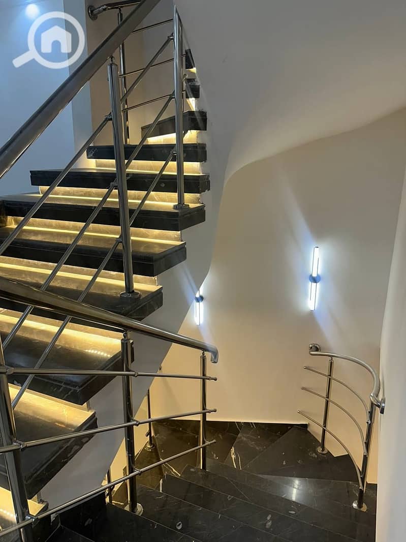 5 WhatsApp Image 2025-11-25 at 11.51. 51 PM (1). jpeg