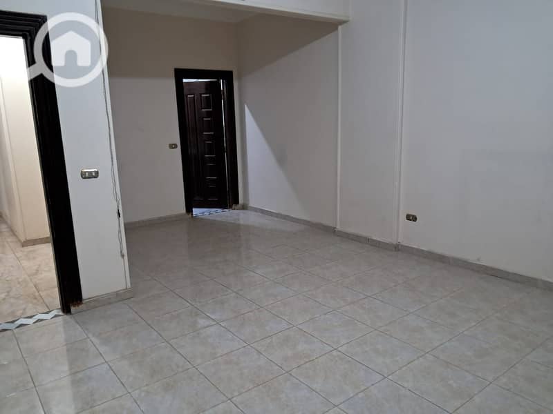 5 WhatsApp Image 2025-11-27 at 17.01. 59_2756e2d2. jpg