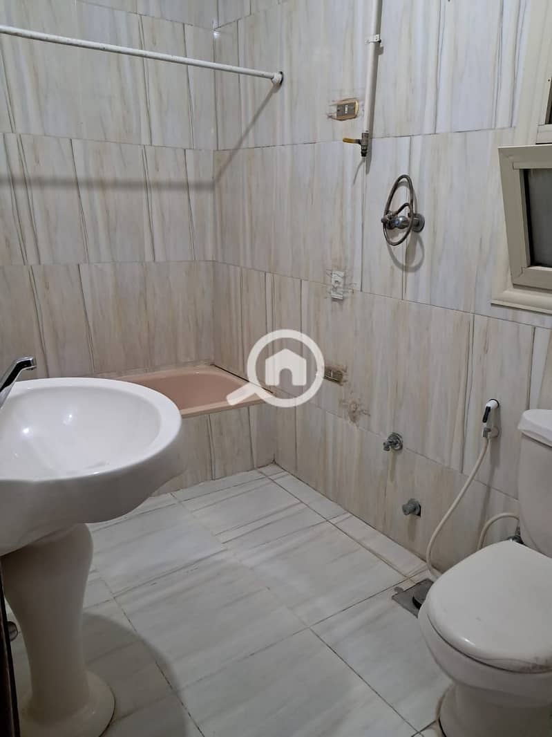 8 WhatsApp Image 2025-11-27 at 17.02. 01_3ad13837. jpg