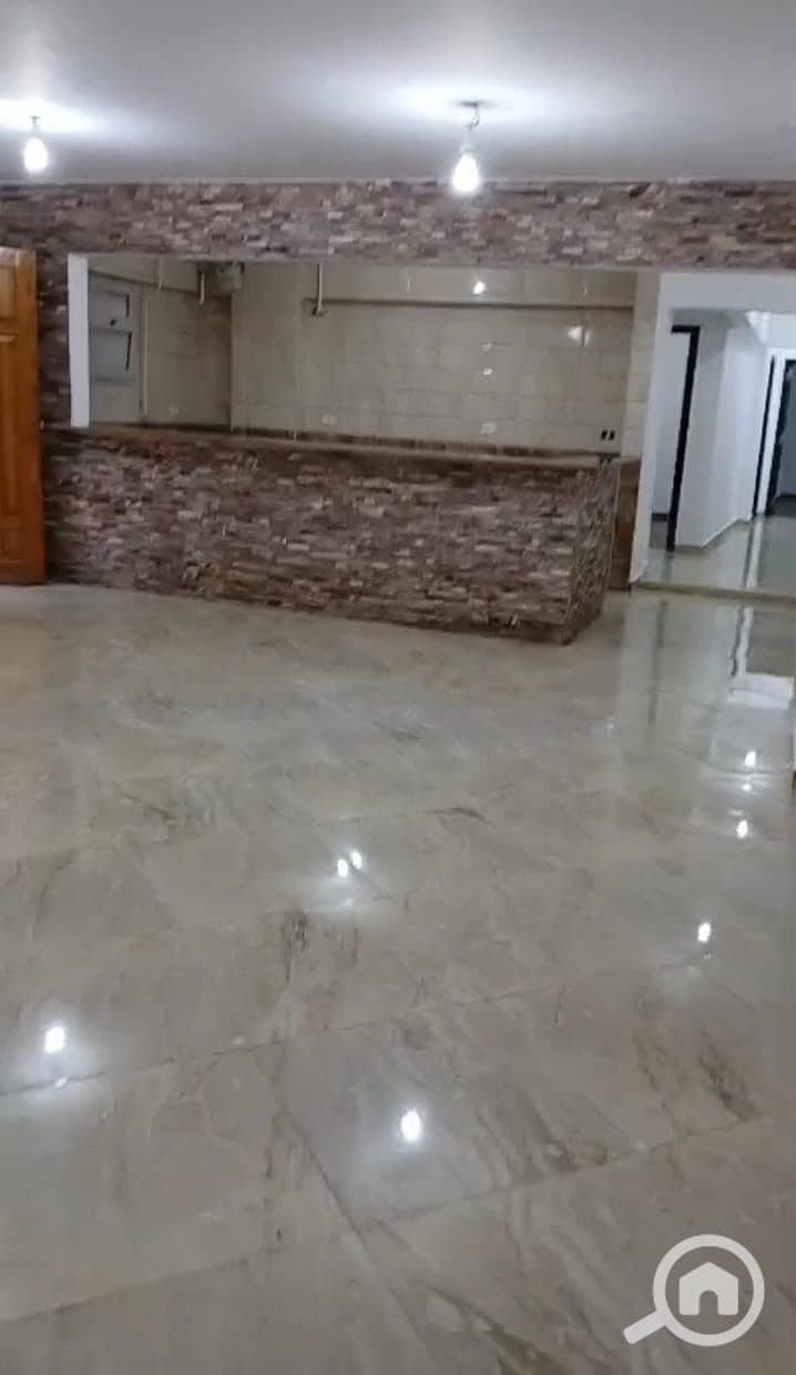 2 19fdd98c-bc5a-47d5-819d-3f8934da70e4. jpeg