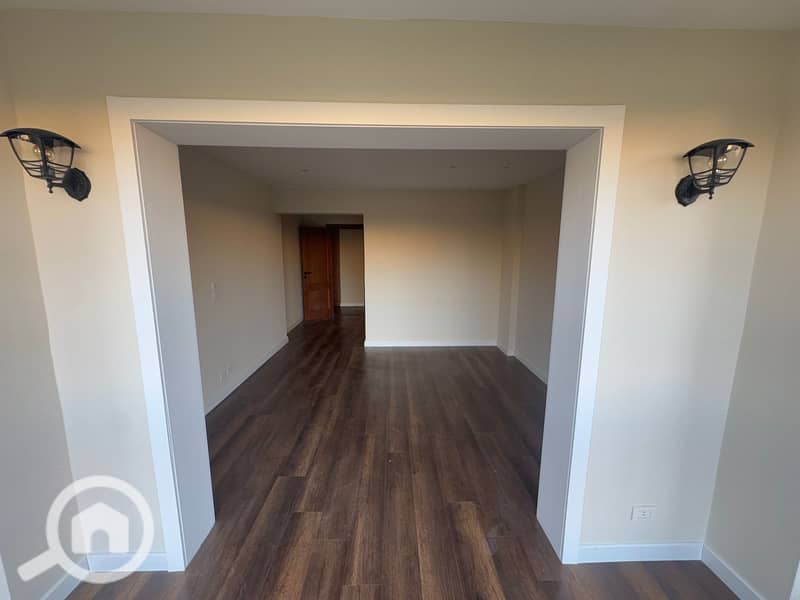 2 WhatsApp Image 2025-11-27 at 17.26. 50_7f4d4f8a. jpg