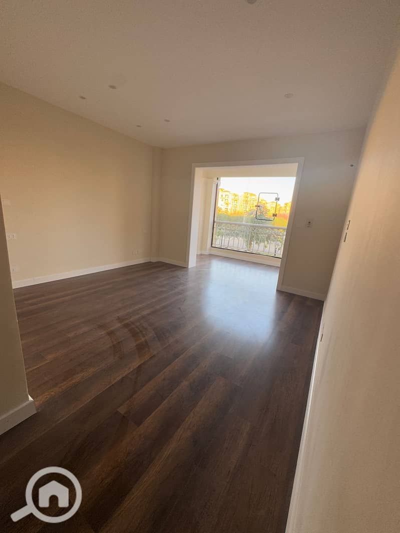 7 WhatsApp Image 2025-11-27 at 17.26. 53_0f4c340e. jpg