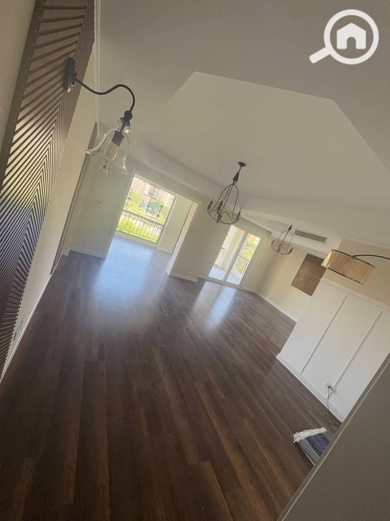 10 WhatsApp Image 2025-11-27 at 17.26. 54_38b80794. jpg