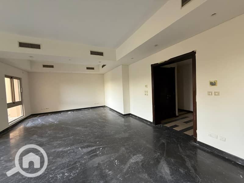 5 740a7489-6a87-4d34-aa47-b7c042322856. jpg