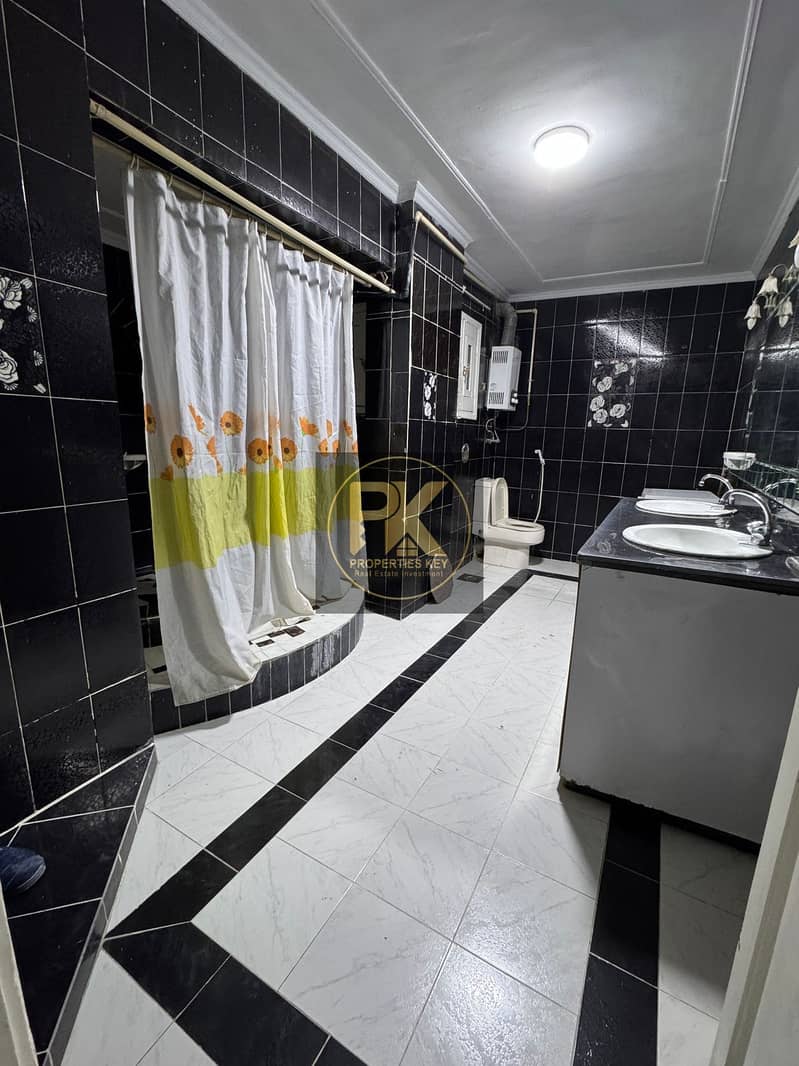 12 WhatsApp Image 2025-11-26 at 11.00. 53 PM (1). jpeg