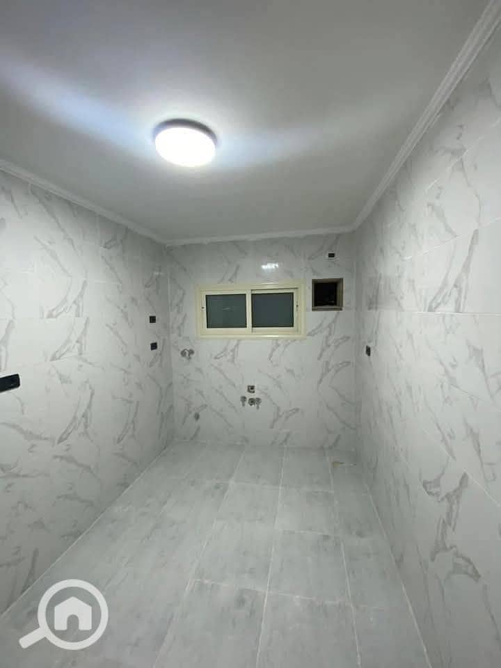 3 5c178bd2-3b86-4b98-ae42-e5b55def8333. jpeg