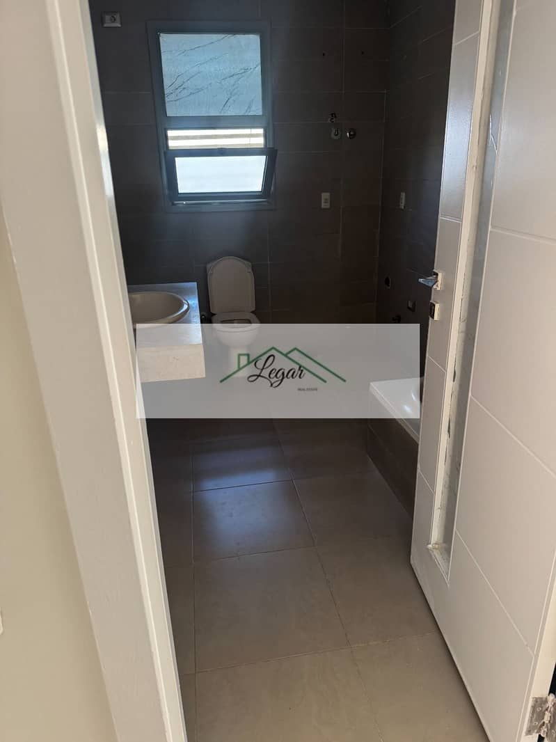 27 WhatsApp Image 2025-11-26 at 6.41. 06 PM (3). jpeg