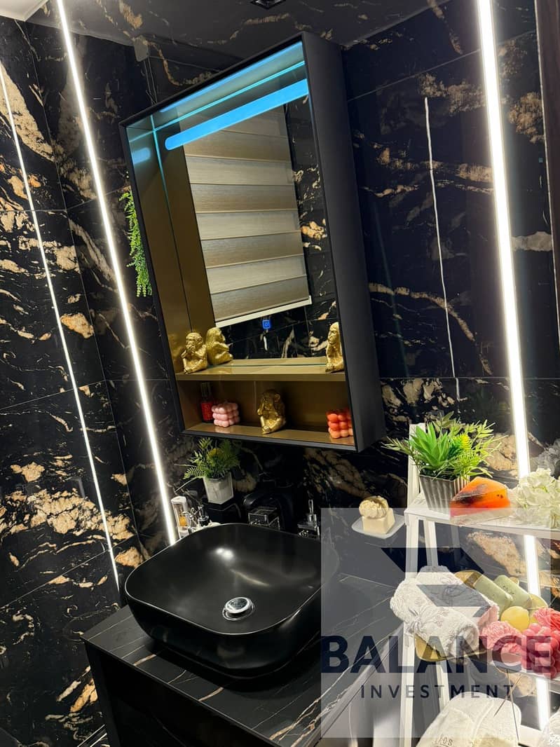 10 df0de60f-29be-4d97-bae9-576e763d80b5. jpg