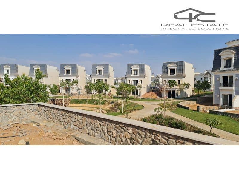 10 77c74210-ff34-45b6-b5fb-496be7d37b3b. jpg