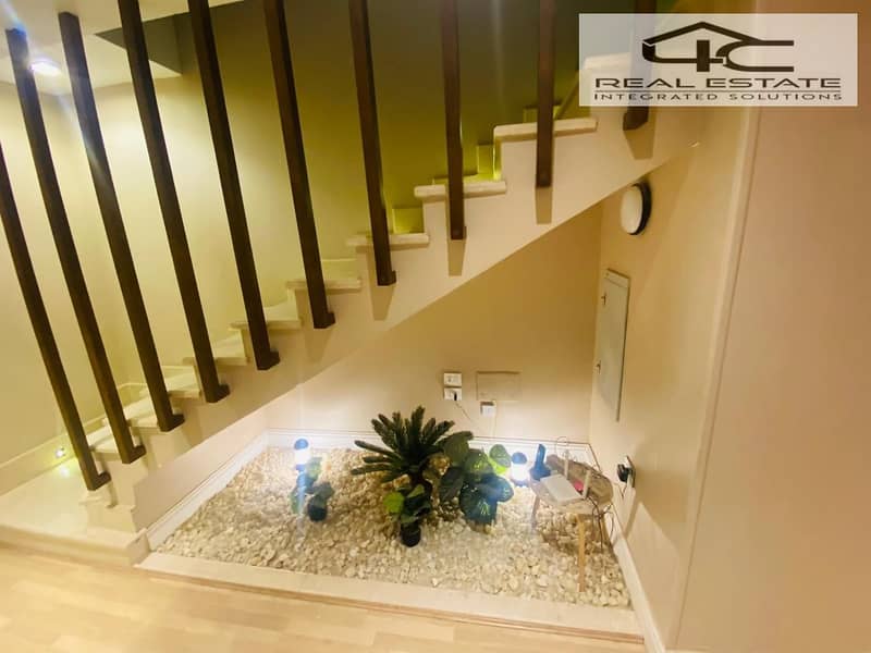 12 WhatsApp Image 2025-11-17 at 8.03. 34 AM (4). jpeg