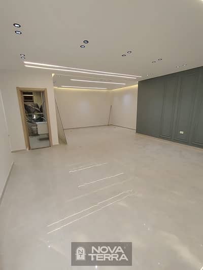 فلیٹ 4 غرف نوم للبيع في الشيخ زايد، الجيزة - IMG-20251108-WA0117. jpg