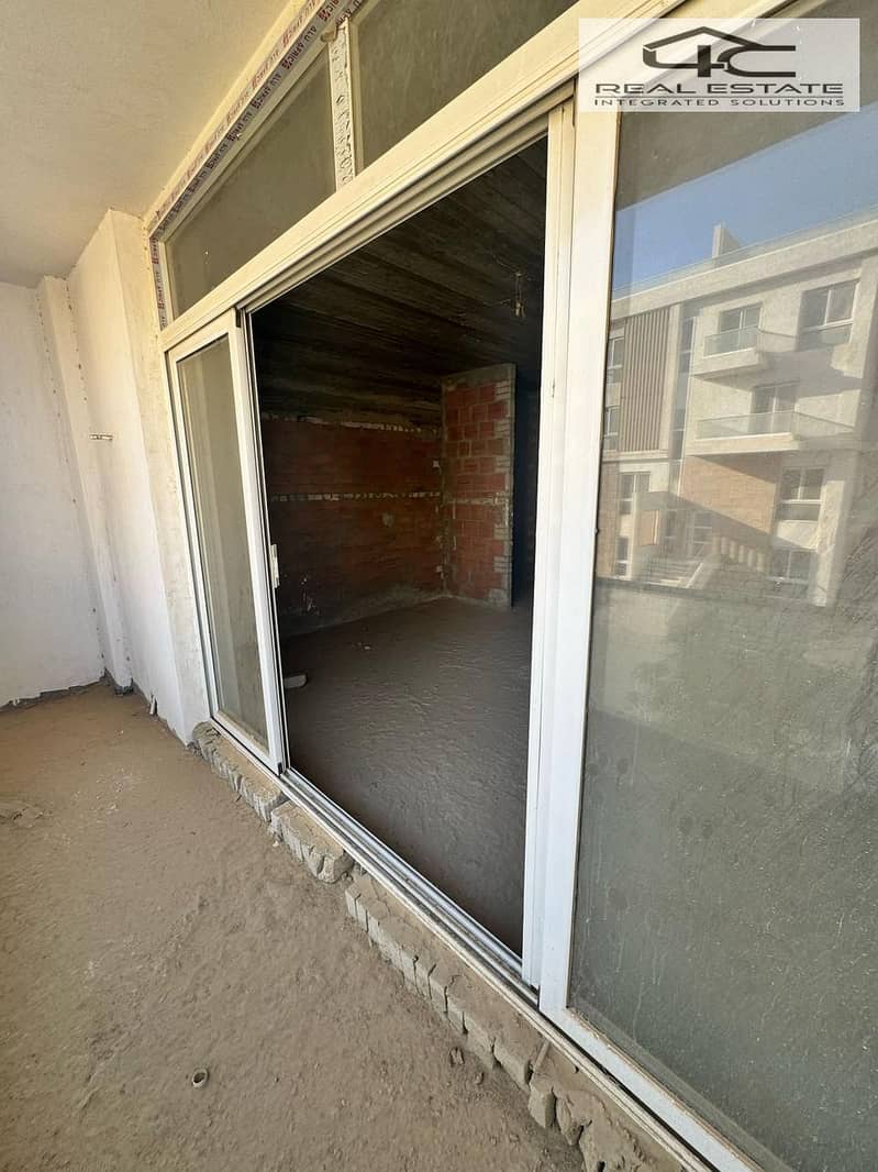 8 WhatsApp Image 2025-11-17 at 7.48. 23 AM (3). jpeg