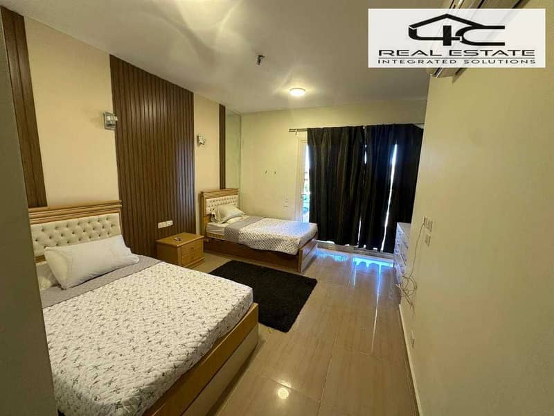 7 yjOxzotA07x7yp2aSSWaURchZfNuE2tHJd0x4TYV. jpg