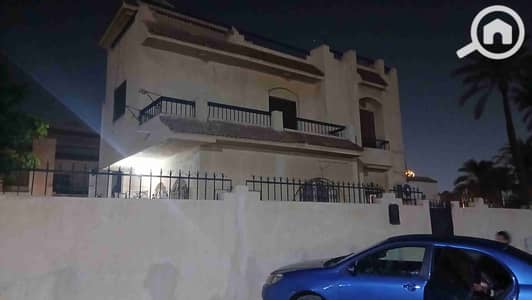 فیلا 3 غرف نوم للايجار في العاشر من رمضان، الشرقية - 1000217781. jpg