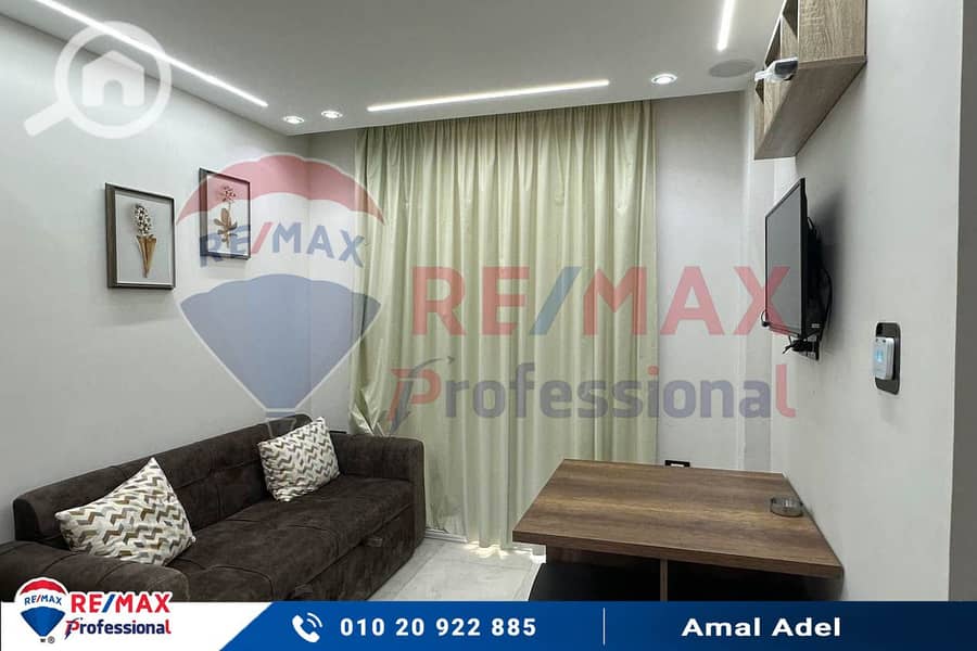 4 5d39c99c-0bb2-4f9a-b328-524a7628e8e2. jpg