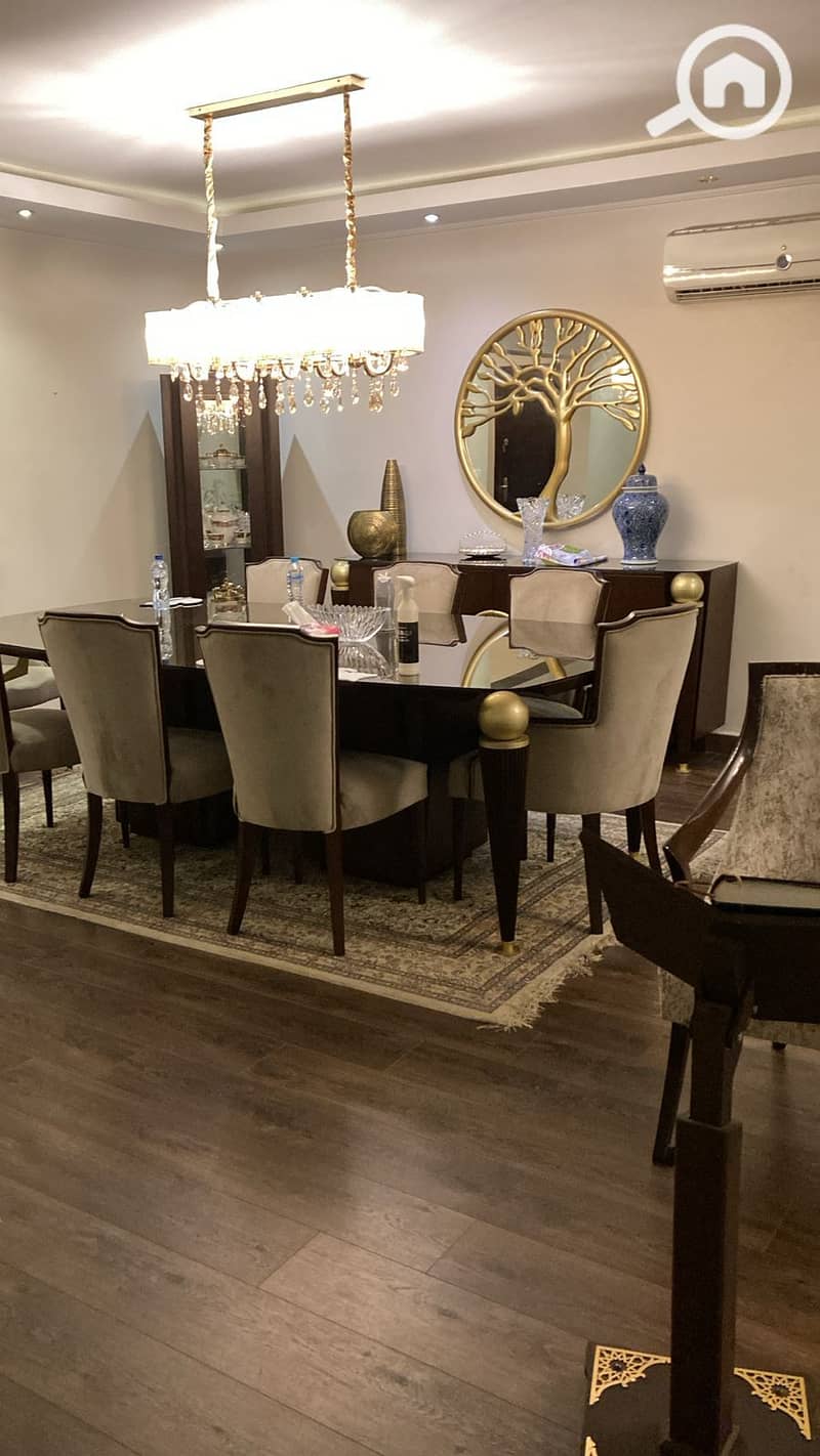 4 0dec1648-7200-4be7-b51a-f4cb3ebd8b18. jpeg