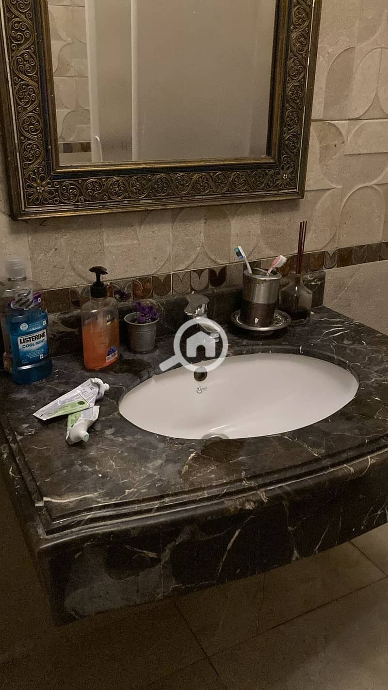 8 71b584e0-f9af-4b75-84ce-a47be913fec4. jpeg