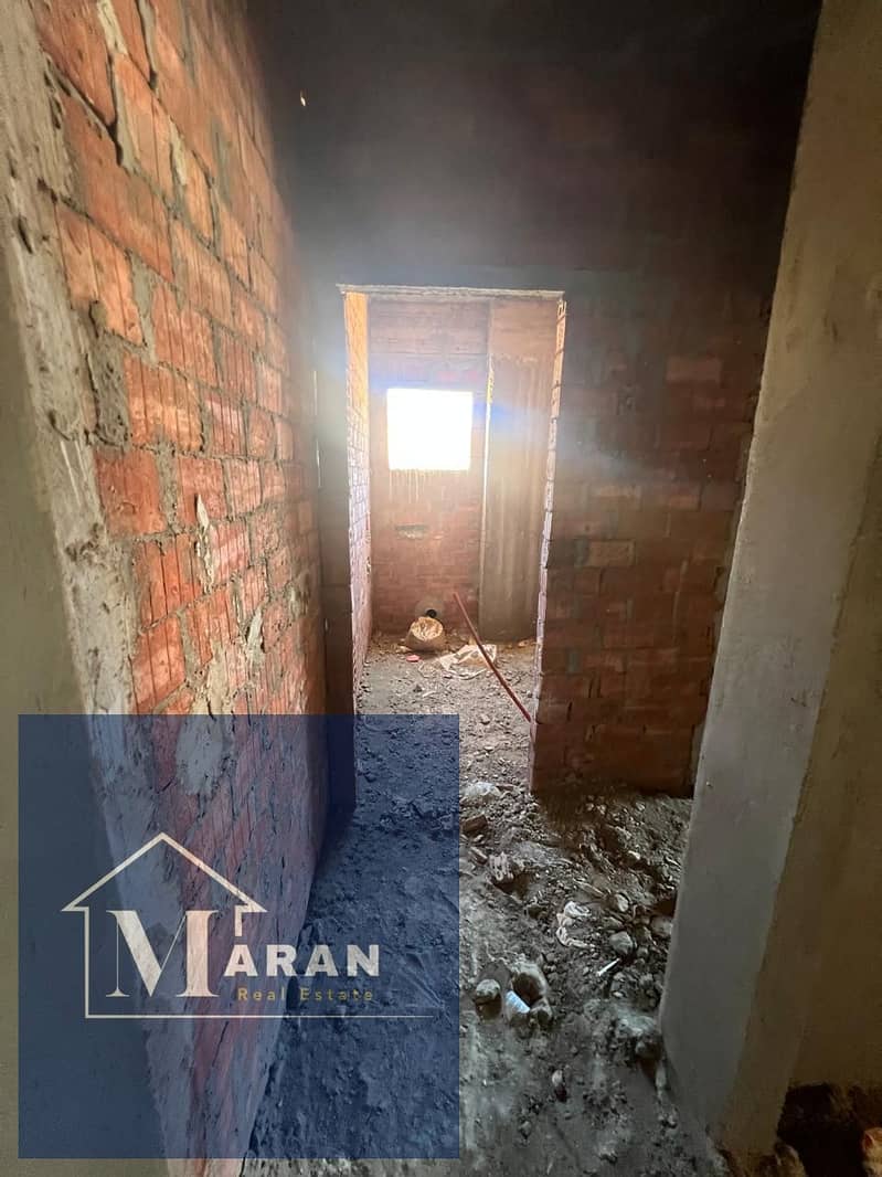 2 6a2ef174-b26d-466e-b99a-2db144595c5f. jpg