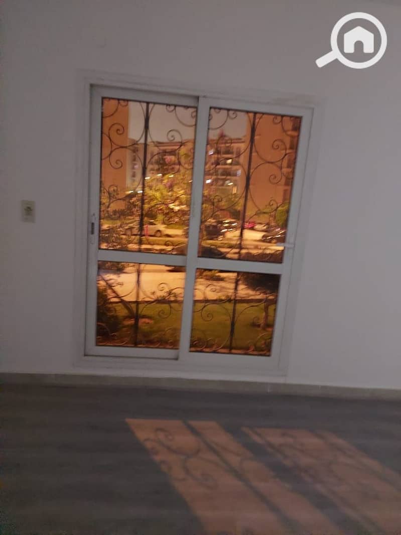 2 9e7ebc62-a670-4f26-b46e-e40395e0e3e8. jpeg